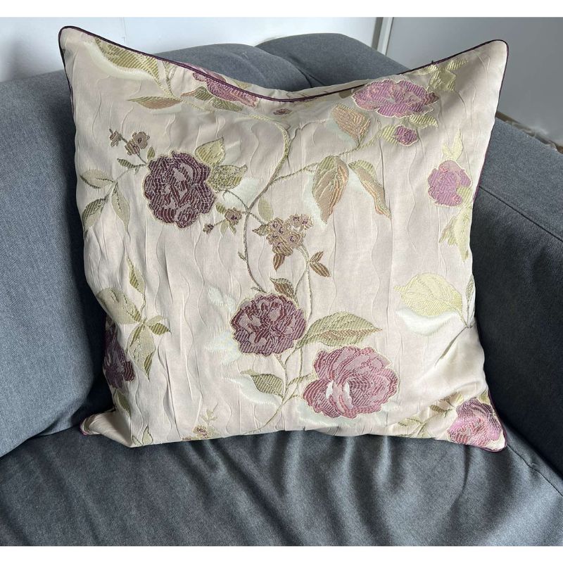 Zestaw Poszewka Na Poduszkę 55cm x55cm Z Lamówką Bordo Kwiaty